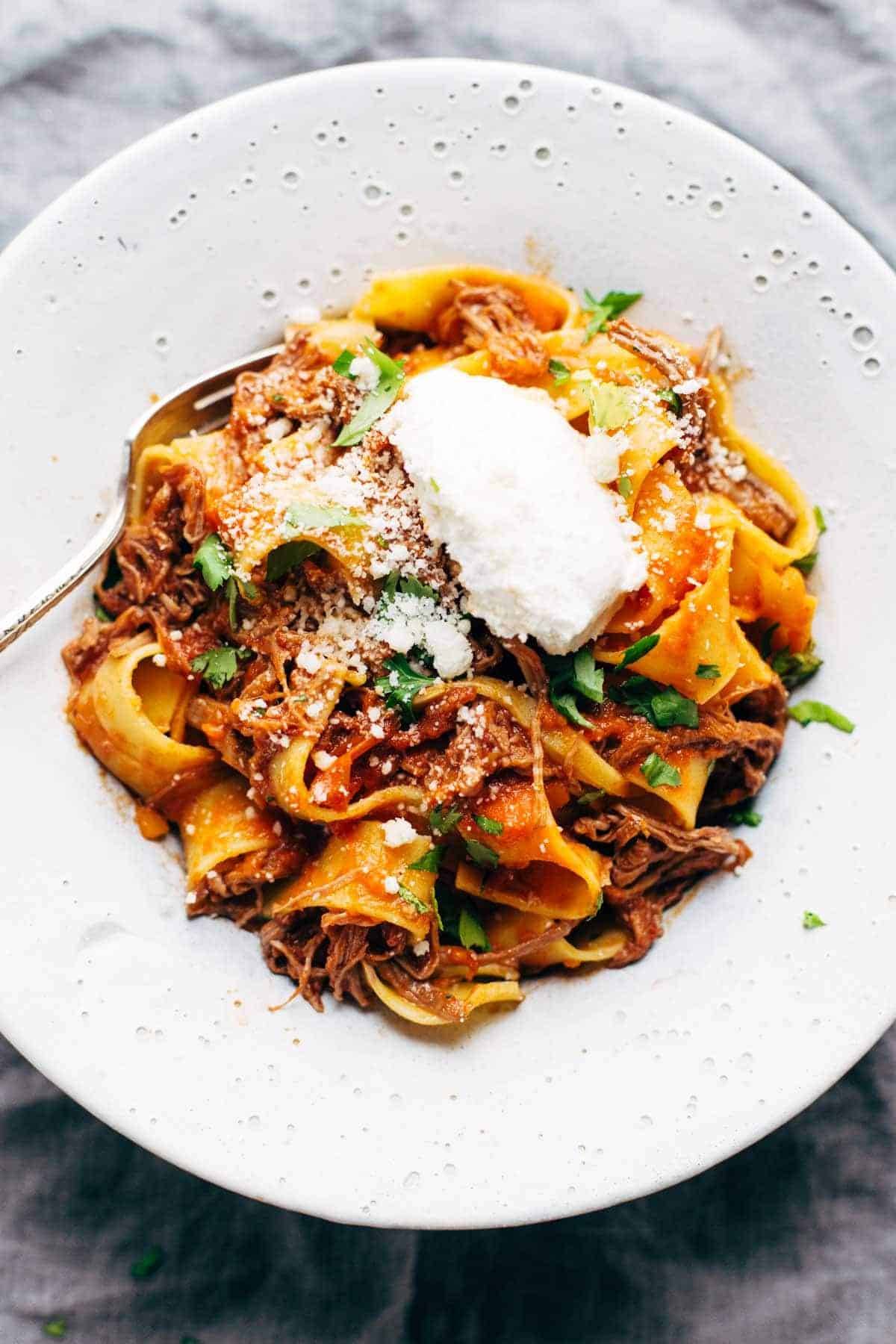 Slow Cooker Beef Ragu with Pappardelle - easy comfort food from the new Skinnytaste cookbook! | pinchofyum.com