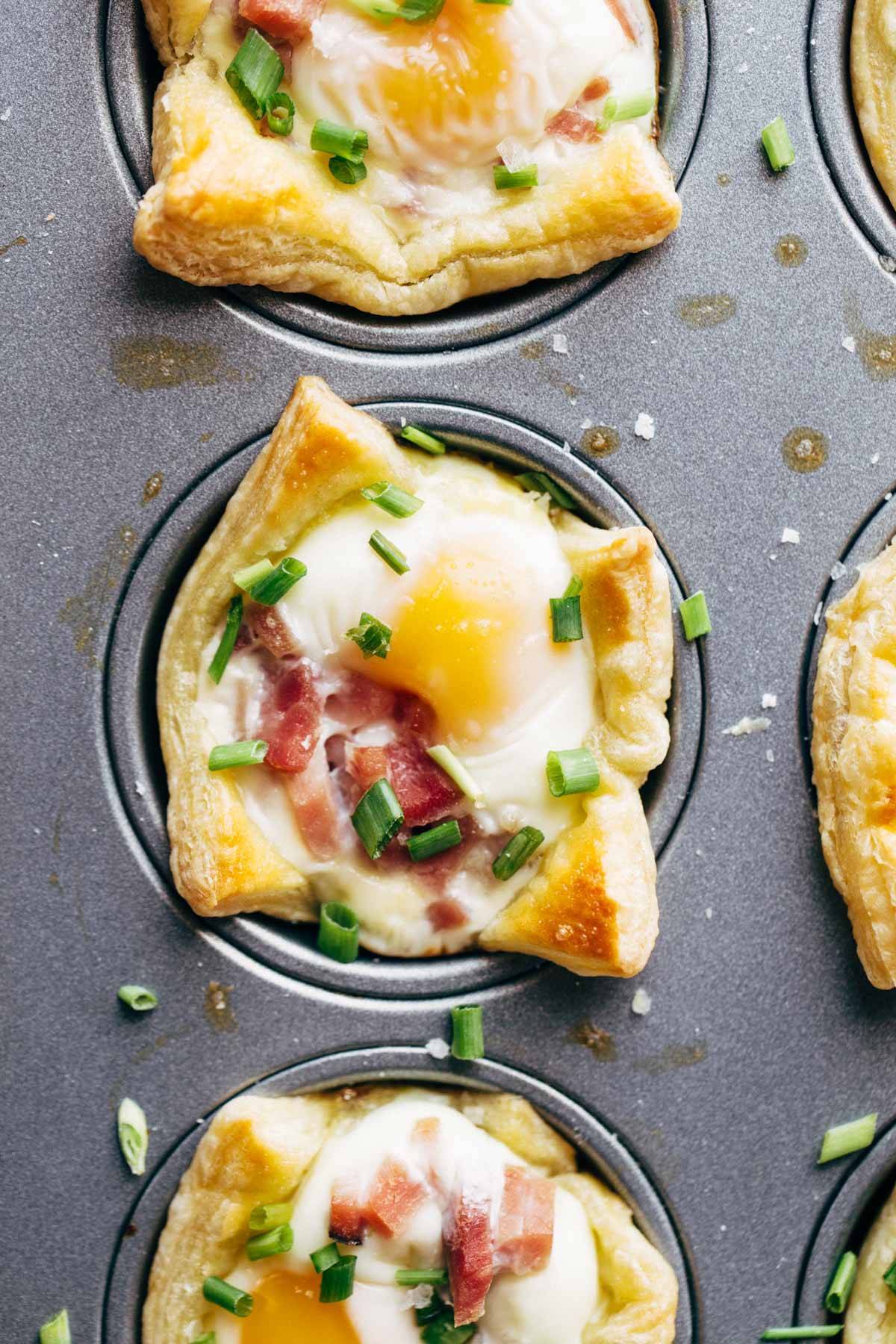 Ham, Egg, and Cheese Brunch Cups in muffin tin.